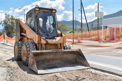 wheels vs tracks skid steer|best rated tracked skid steer.